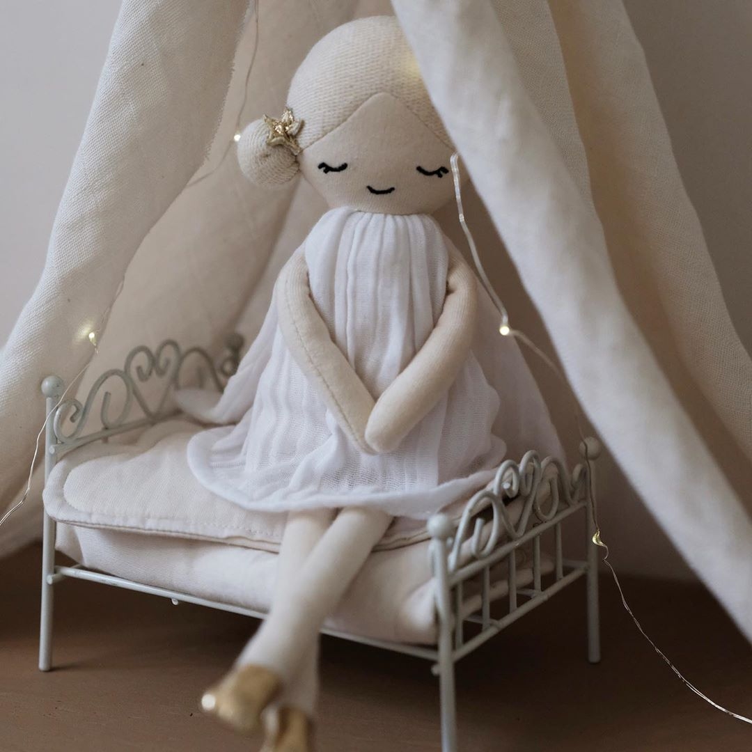 Doll Fabelab Winter Fairy