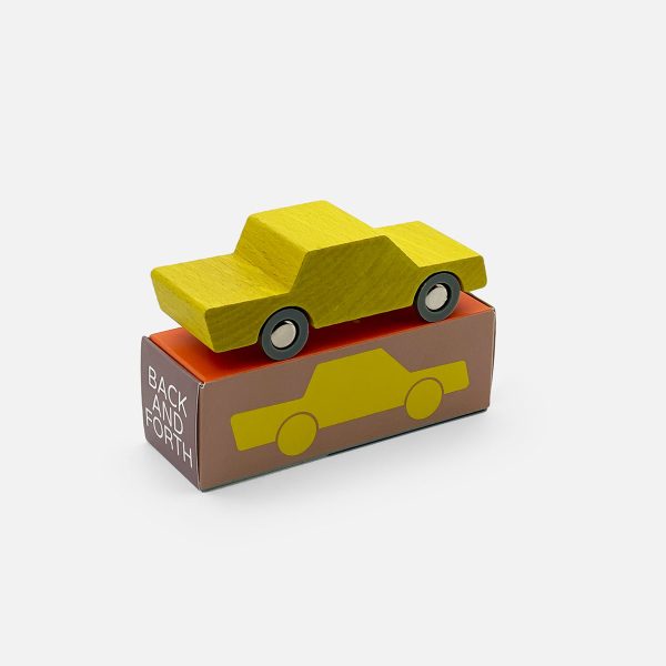 Waytoplay wooden car - yellow